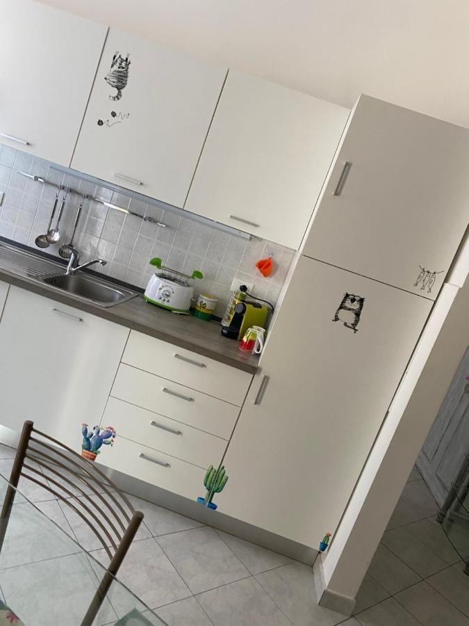 Polly Apartment ราปาลโล ภายนอก รูปภาพ