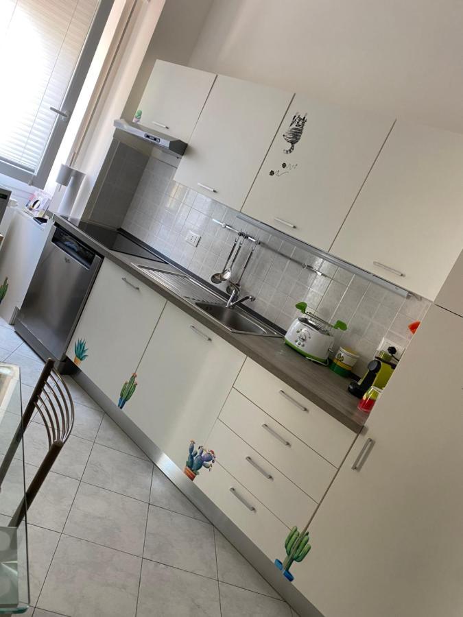 Polly Apartment ราปาลโล ภายนอก รูปภาพ
